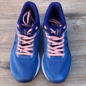 Asics GT 1000, Size 9